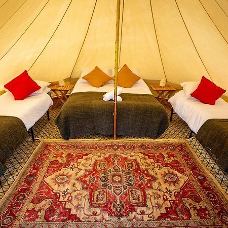 Stansted Glamping 호텔 브록스테드 외부 사진